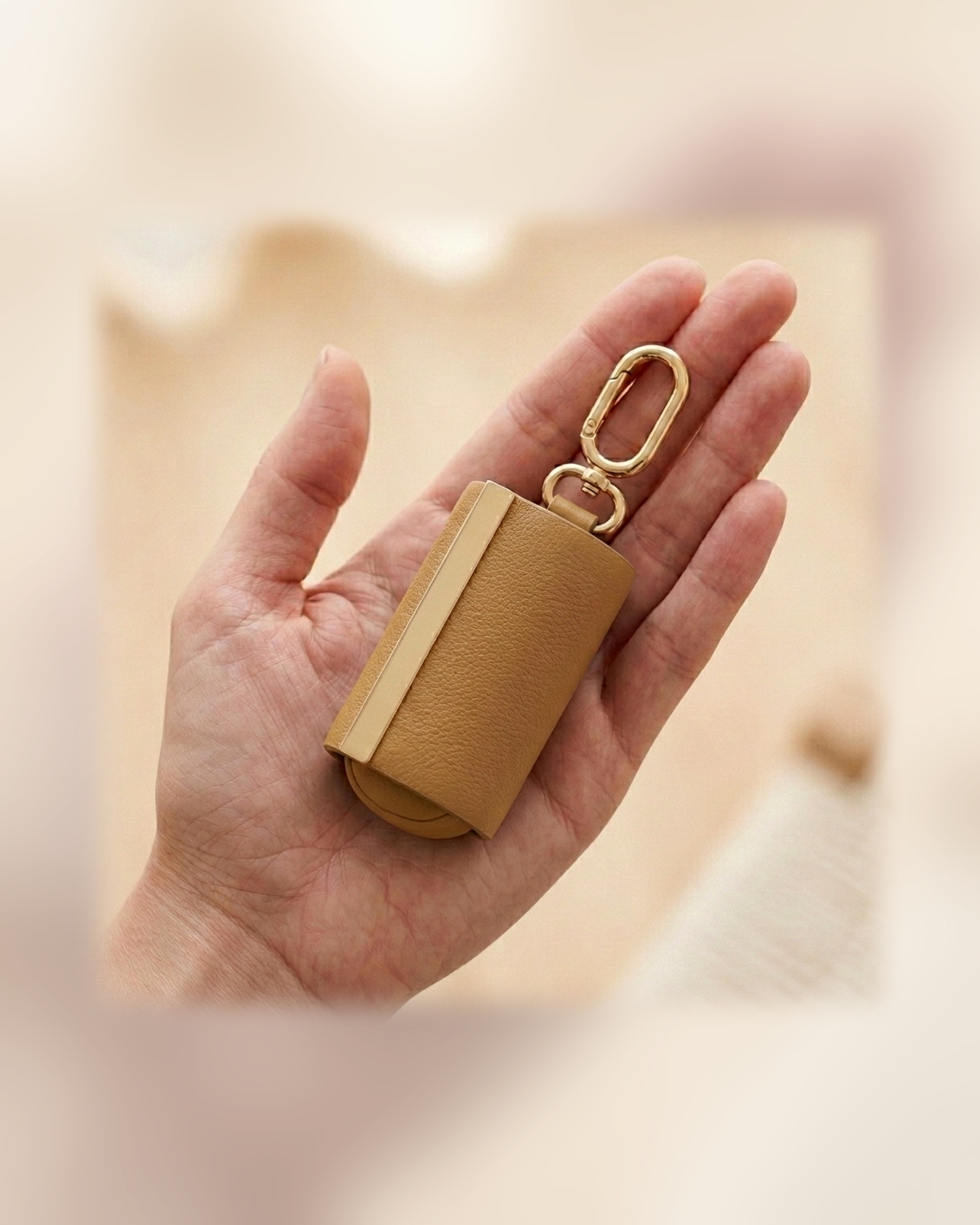 TAWY folded pouch held in the palm